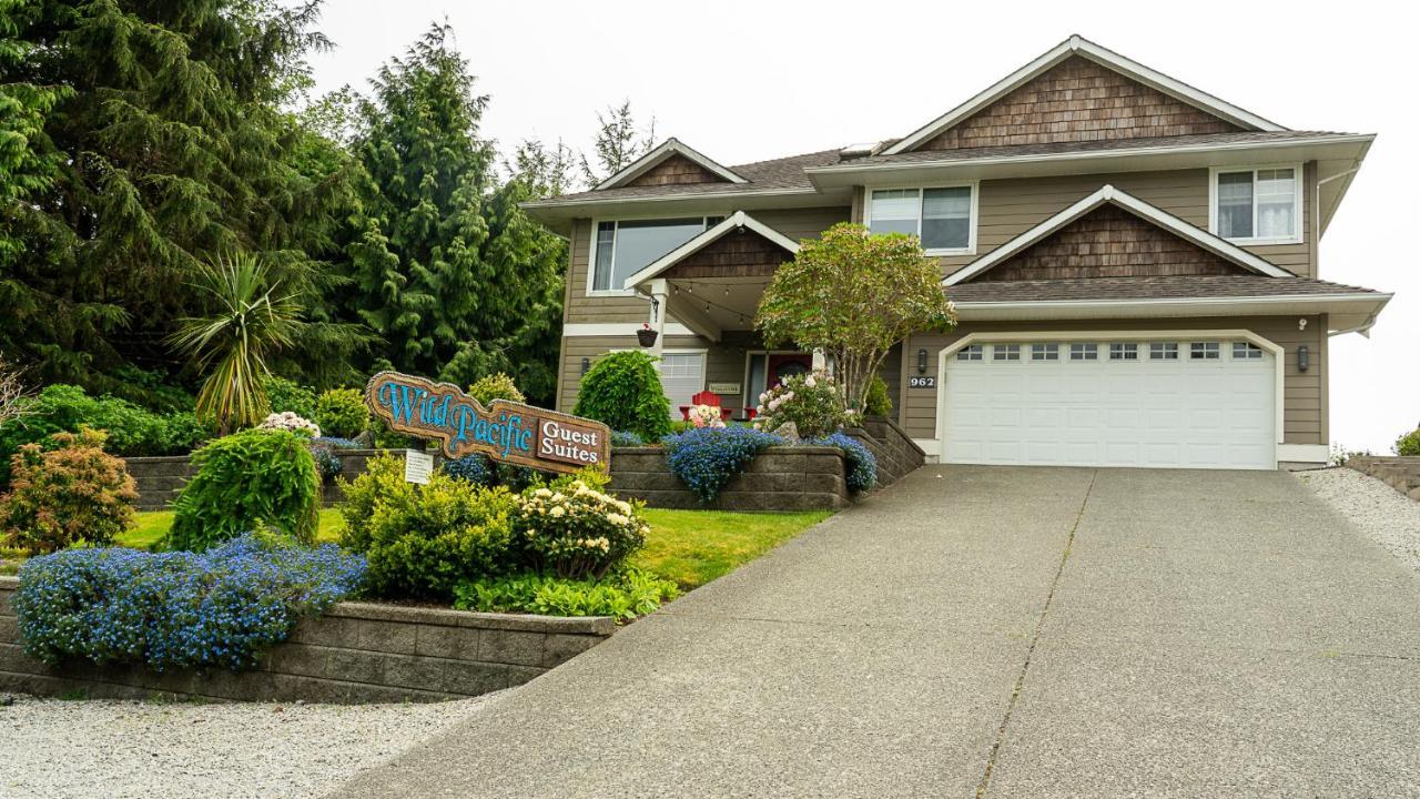 Wild Pacific Guest Suites Ucluelet Bagian luar foto